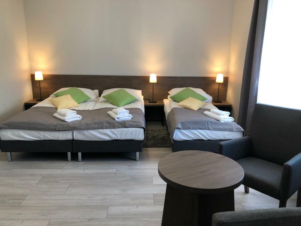 Villa Rosa Познань Экстерьер фото