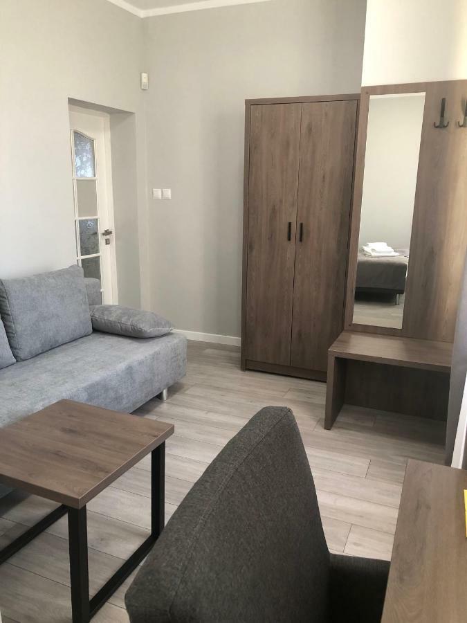 Villa Rosa Познань Экстерьер фото